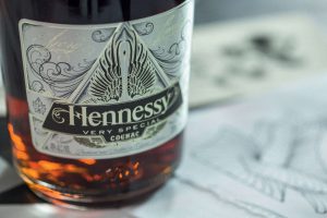 hennessy_vs_limited_edition_scott_campbell-3